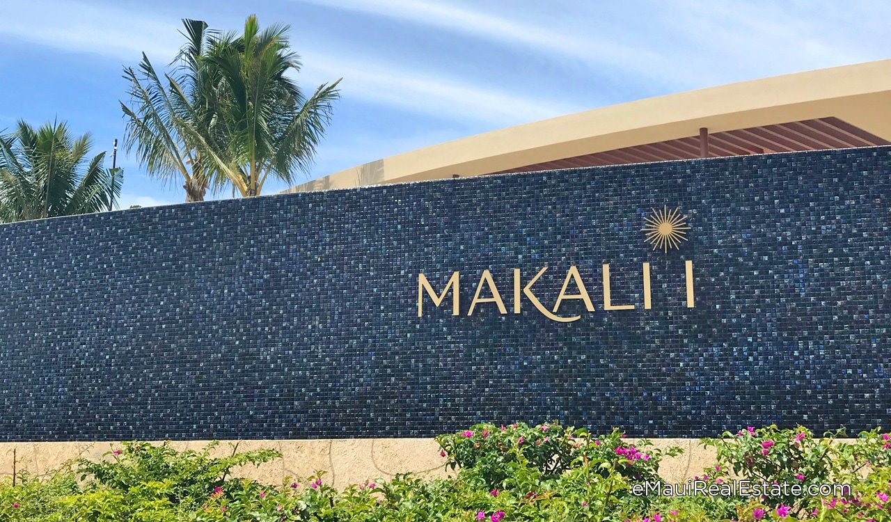 The infinity edge pool at Makali'i Wailea